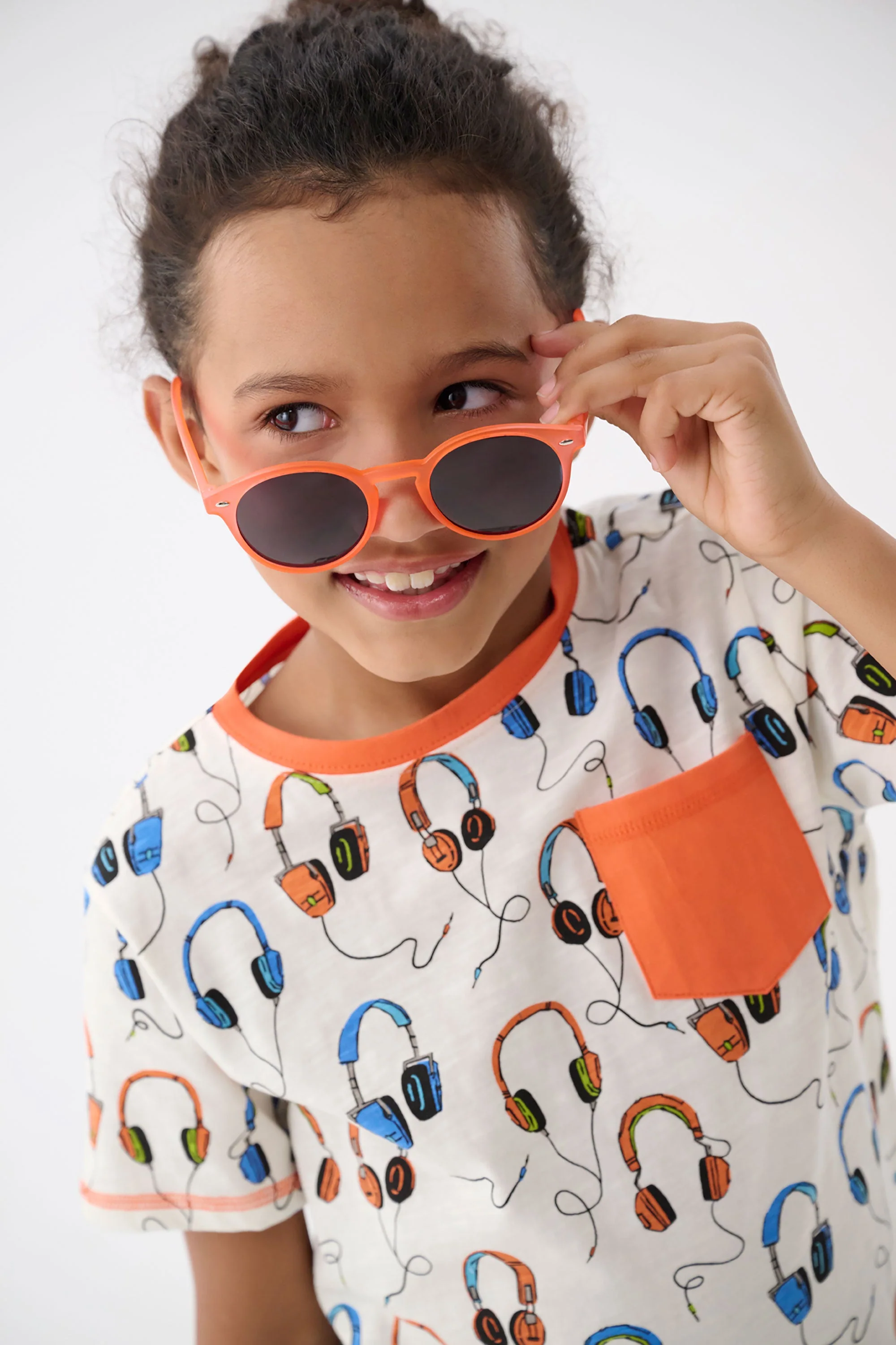 Boys Headphones Pocket T-Shirt - Image 6