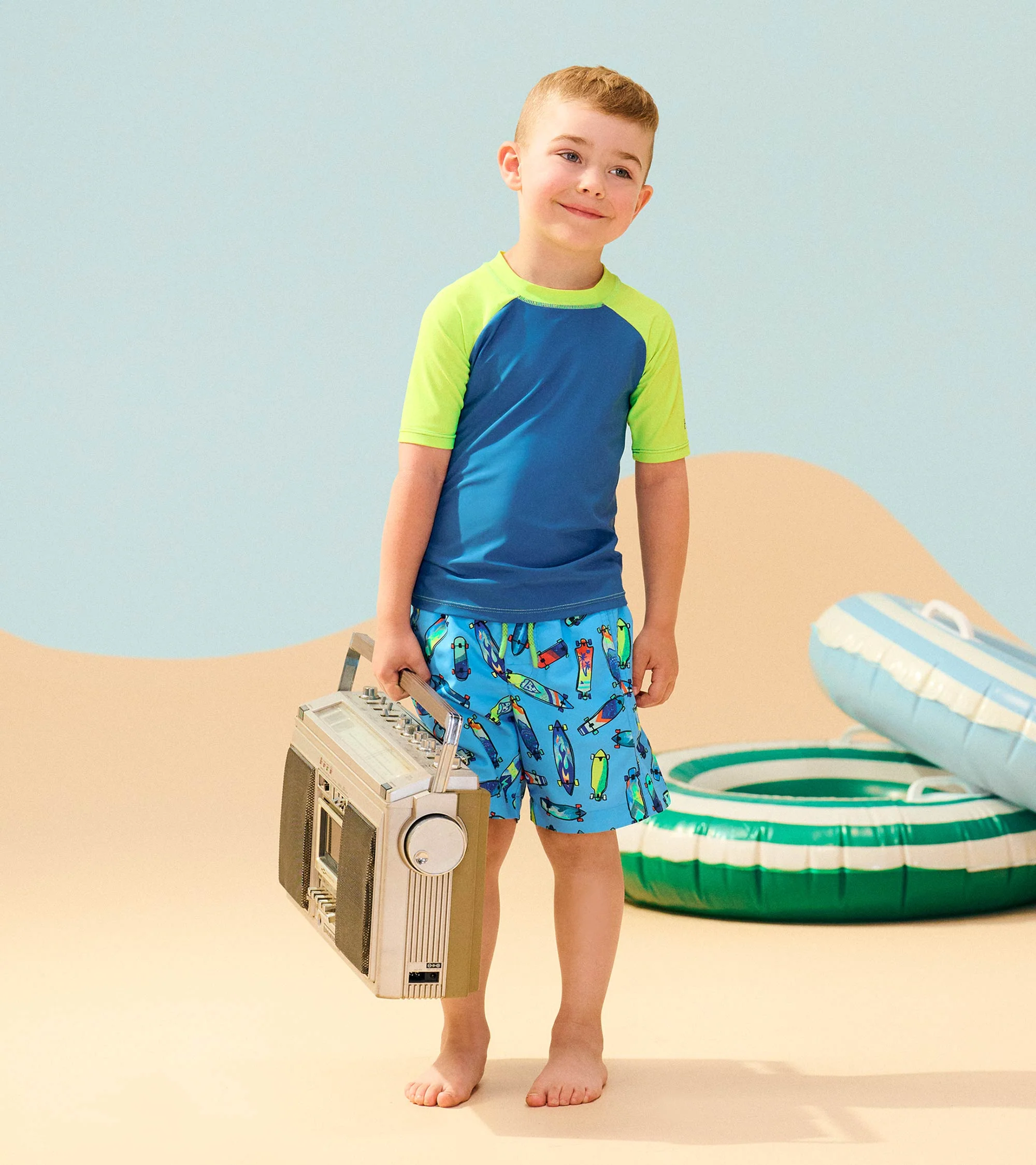 Boys Star Sapphire Short Sleeve Rashguard - Image 4